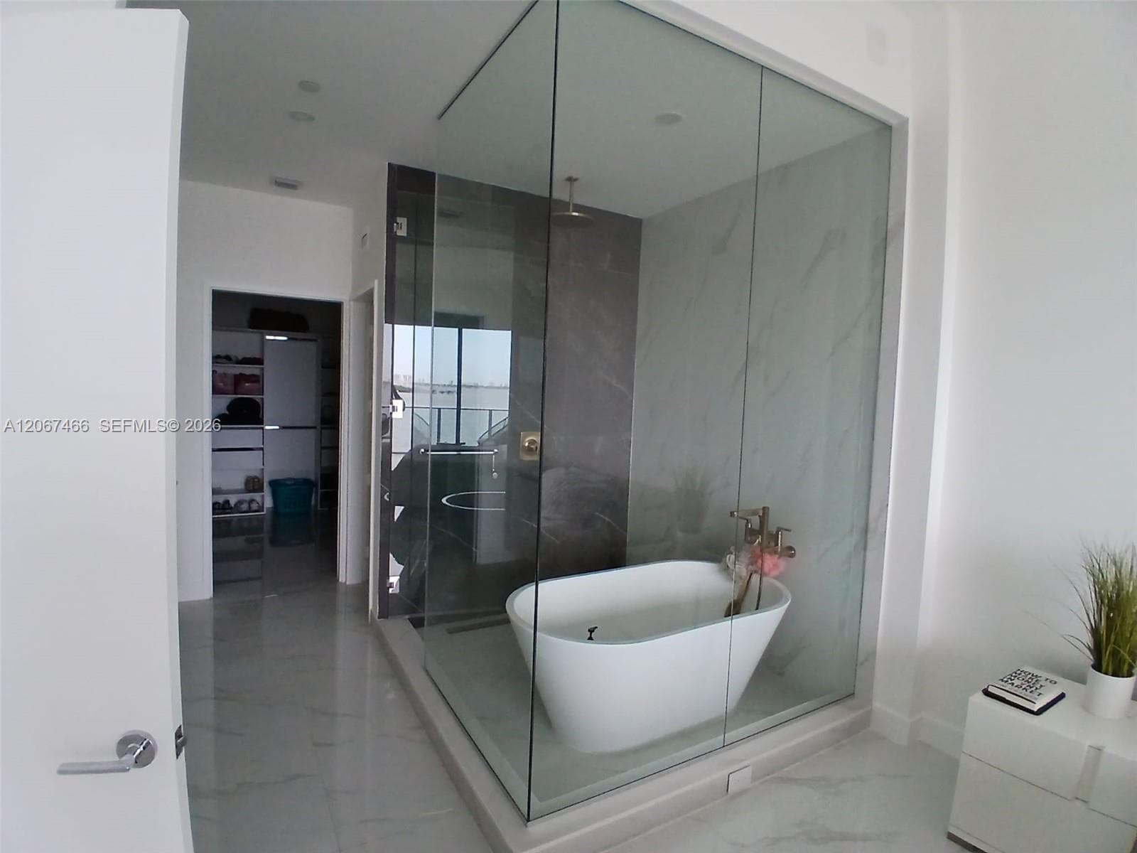 700 NE 24th St # 204-A, Miami, FL 33137 — zdjęcie 5