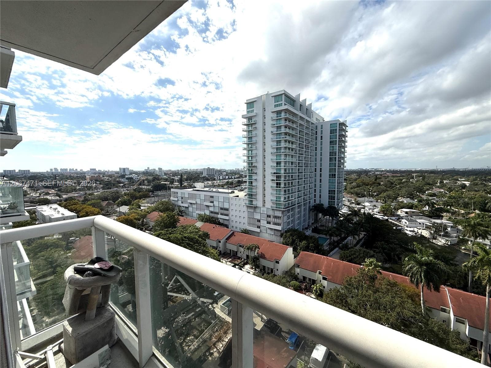 1861 NW S River Dr # 1404, Miami, FL 33125 — zdjęcie 4