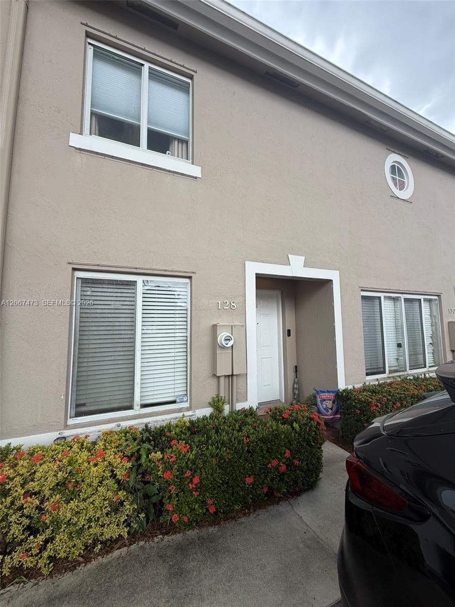128 Riviera Cir # 128, Weston, FL 33326 — zdjęcie 2