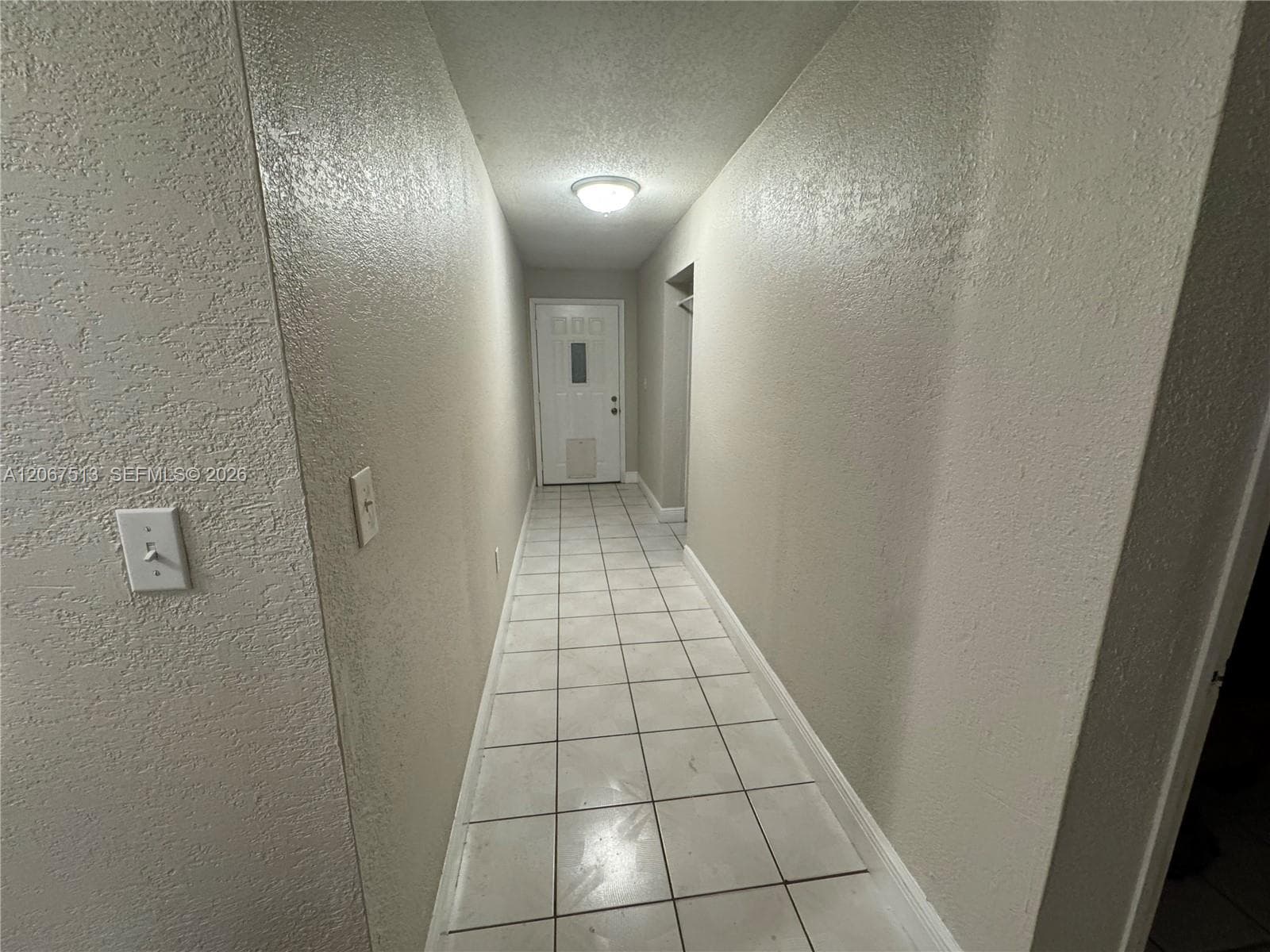 10920 Westwood Lake Dr, Miami, FL 33165 — zdjęcie 3