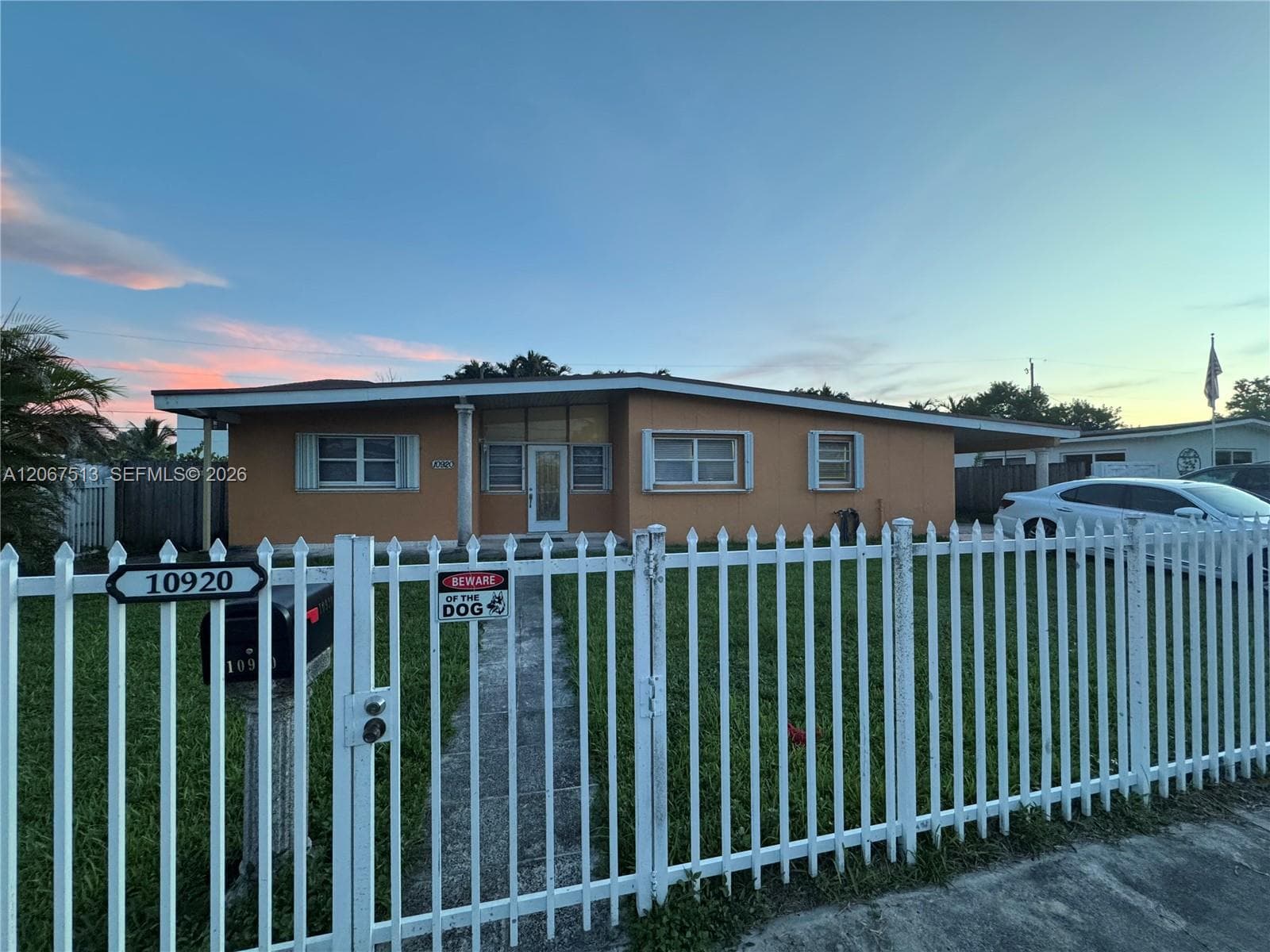 10920 Westwood Lake Dr, Miami, FL 33165