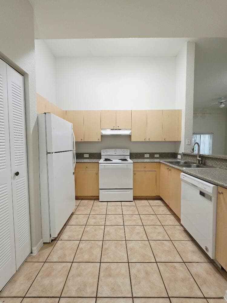 260 Crestwood Circle # 102, Royal Palm Beach, FL 33411 — zdjęcie 5
