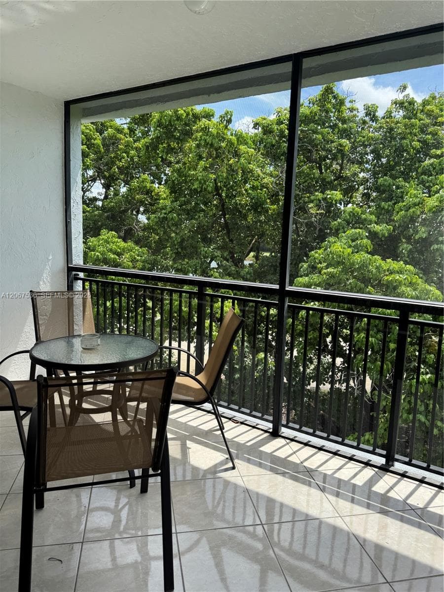 16141 Blatt Blvd # 408, Weston, FL 33326 — zdjęcie 3