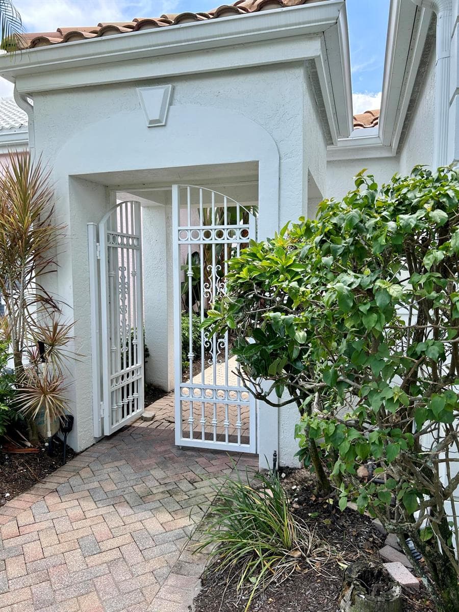 152 CORAL CAY Drive, Palm Beach Gardens, FL 33418 — zdjęcie 5