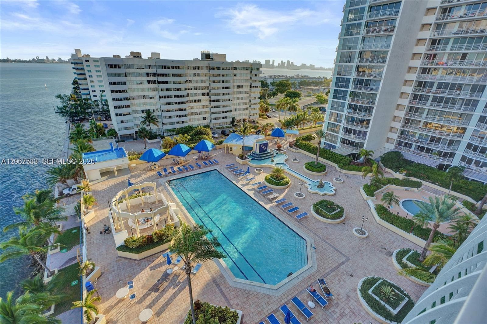 7601 E Treasure Dr # 902, North Bay Village, FL 33141 — zdjęcie 4