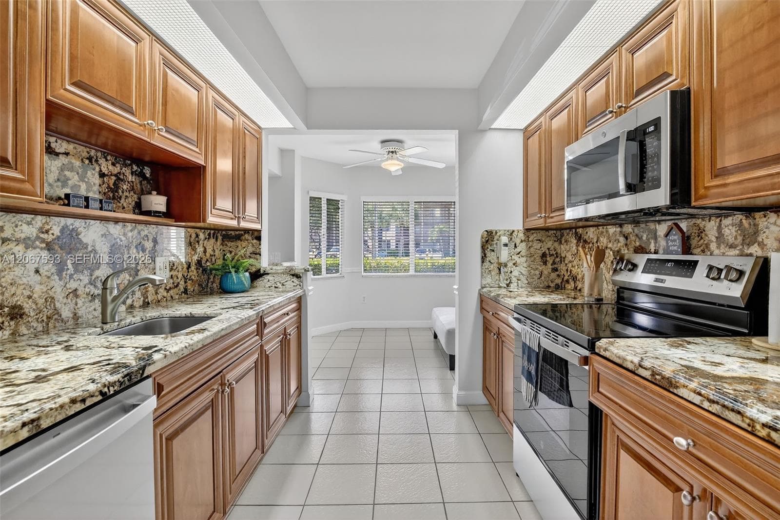 13705 SW 12th St # 103B, Pembroke Pines, FL 33027 — zdjęcie 5