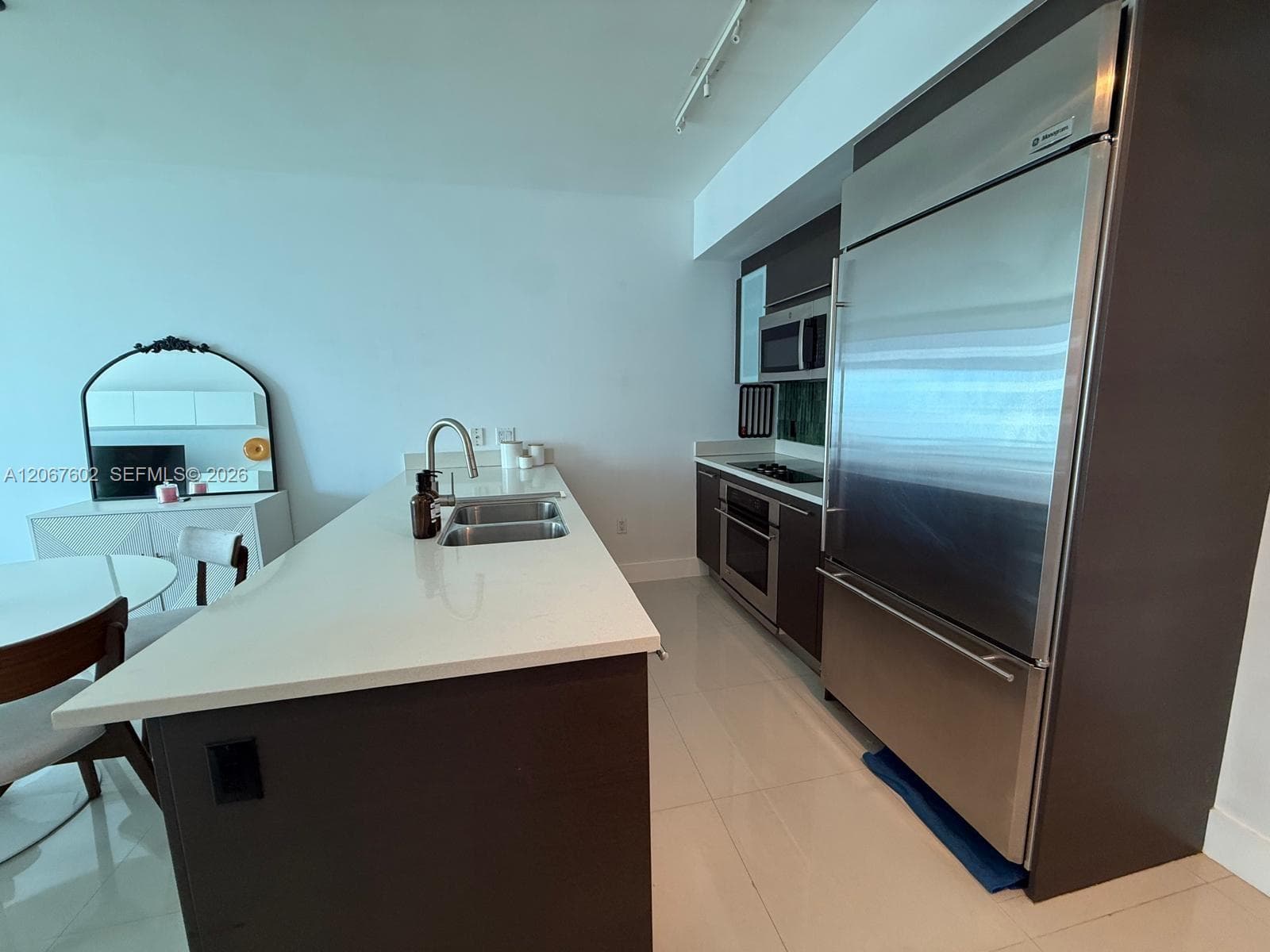 500 Brickell Ave # 2706, Miami, FL 33131 — zdjęcie 3