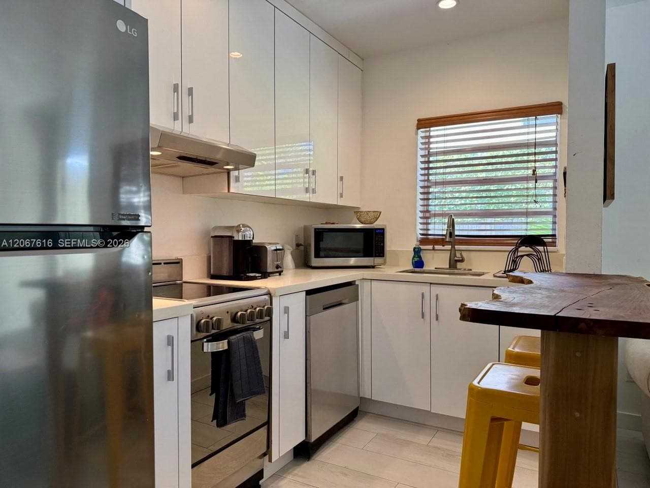 1130 NE 81st St # 1, Miami, FL 33138 — zdjęcie 2