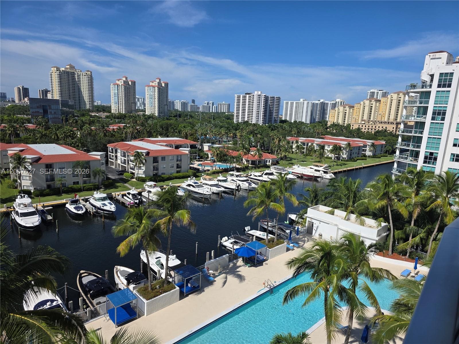 3029 NE 188th St # 819, Aventura, FL 33180