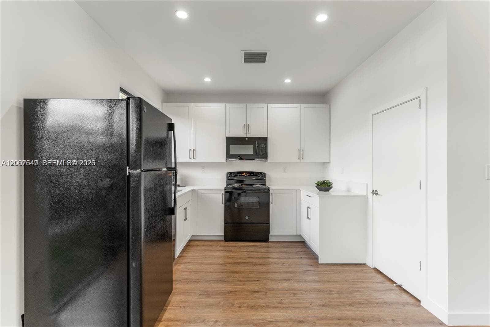 401 SW 1st St # 1, Florida City, FL 33034 — zdjęcie 4