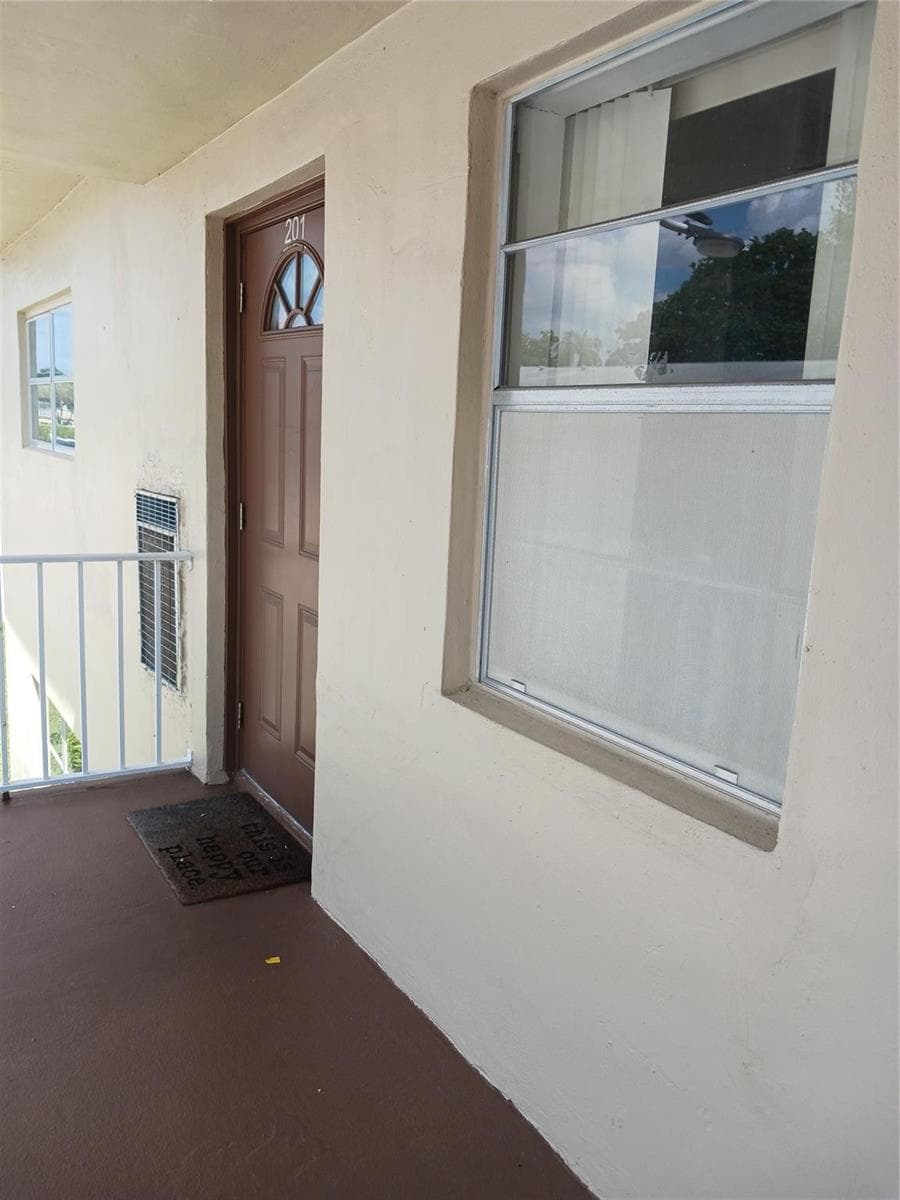 7505 NW 5TH Court # 201, Margate, FL 33063 — zdjęcie 4