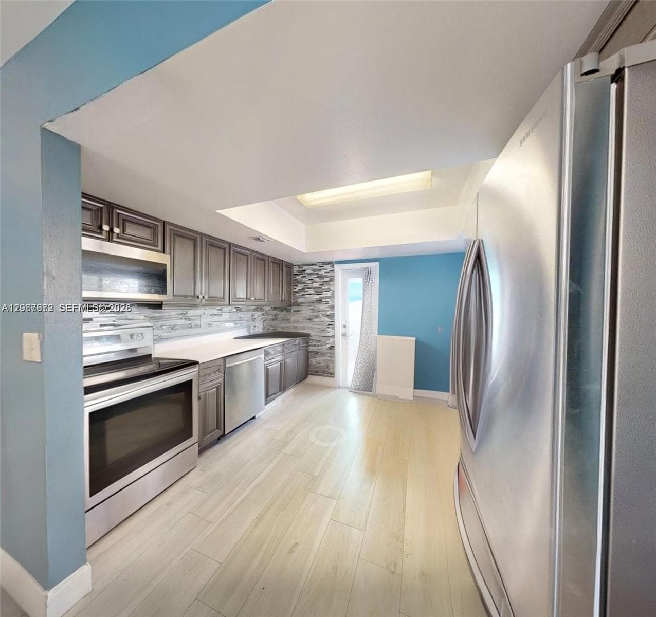 2411 Thomas St, Hollywood, FL 33020 — zdjęcie 3