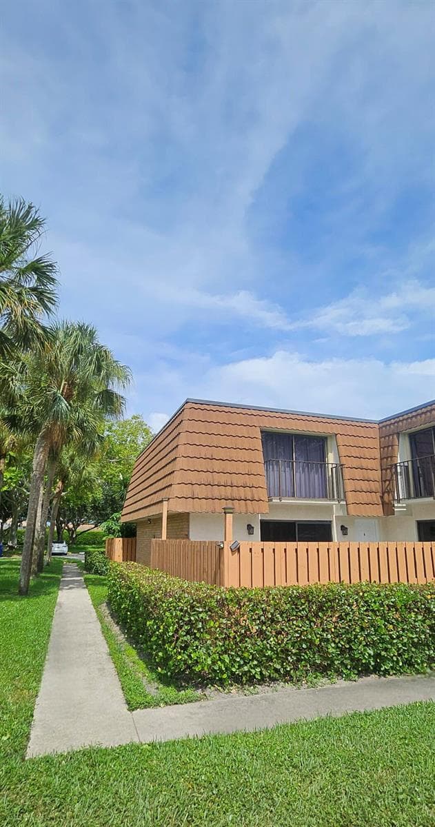 141 Heritage Way SE, West Palm Beach, FL 33407 — zdjęcie 2