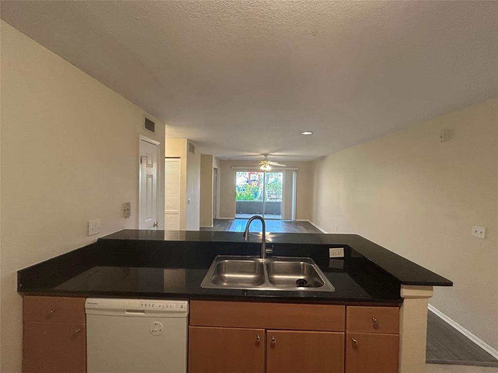 1885 PALM COVE Boulevard # 10-108, Delray Beach, FL 33445 — zdjęcie 2