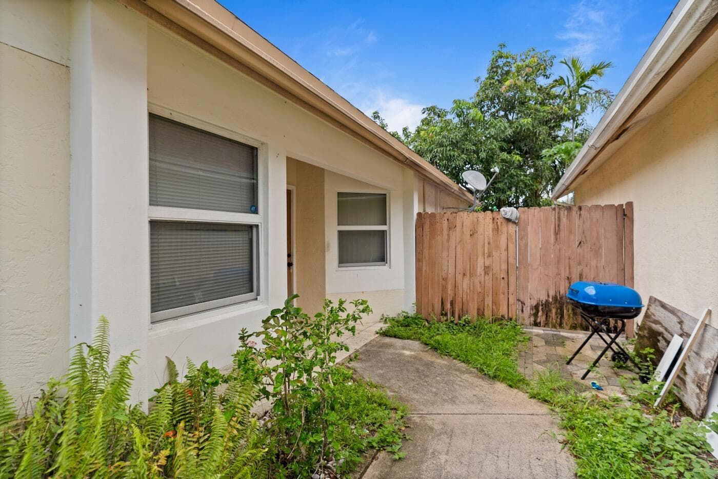 312 BISHOP Road, North Lauderdale, FL 33068 — zdjęcie 4