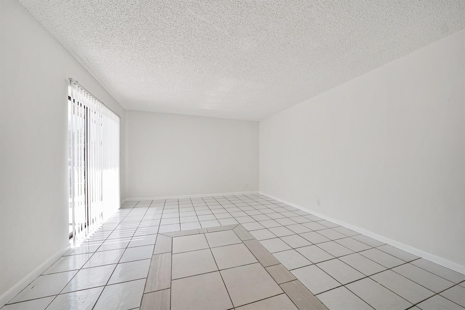2173 White Pine Circle # C, FL 33415 — zdjęcie 2