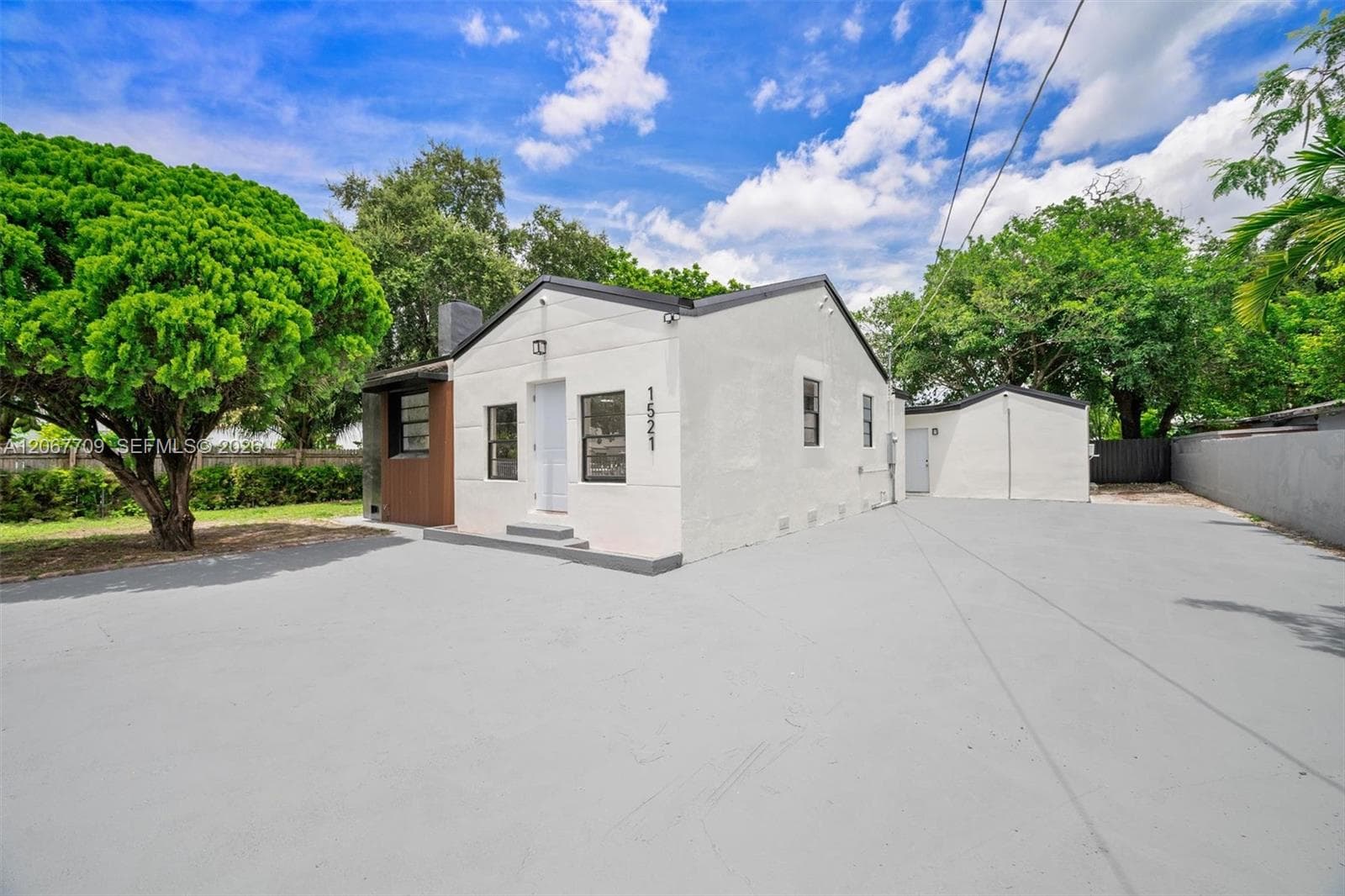 1521 NW 33rd St, Miami, FL 33142 — zdjęcie 3