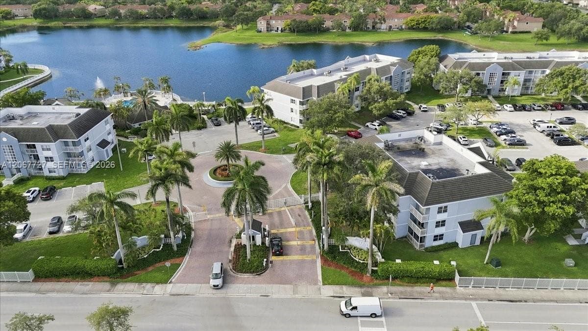 8660 SW 212th St # 306, Cutler Bay, FL 33189 — zdjęcie 5