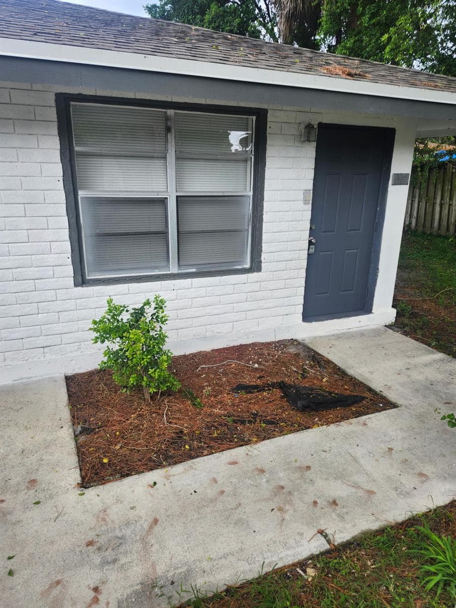1669 W 27th Street # B, Riviera Beach, FL 33404