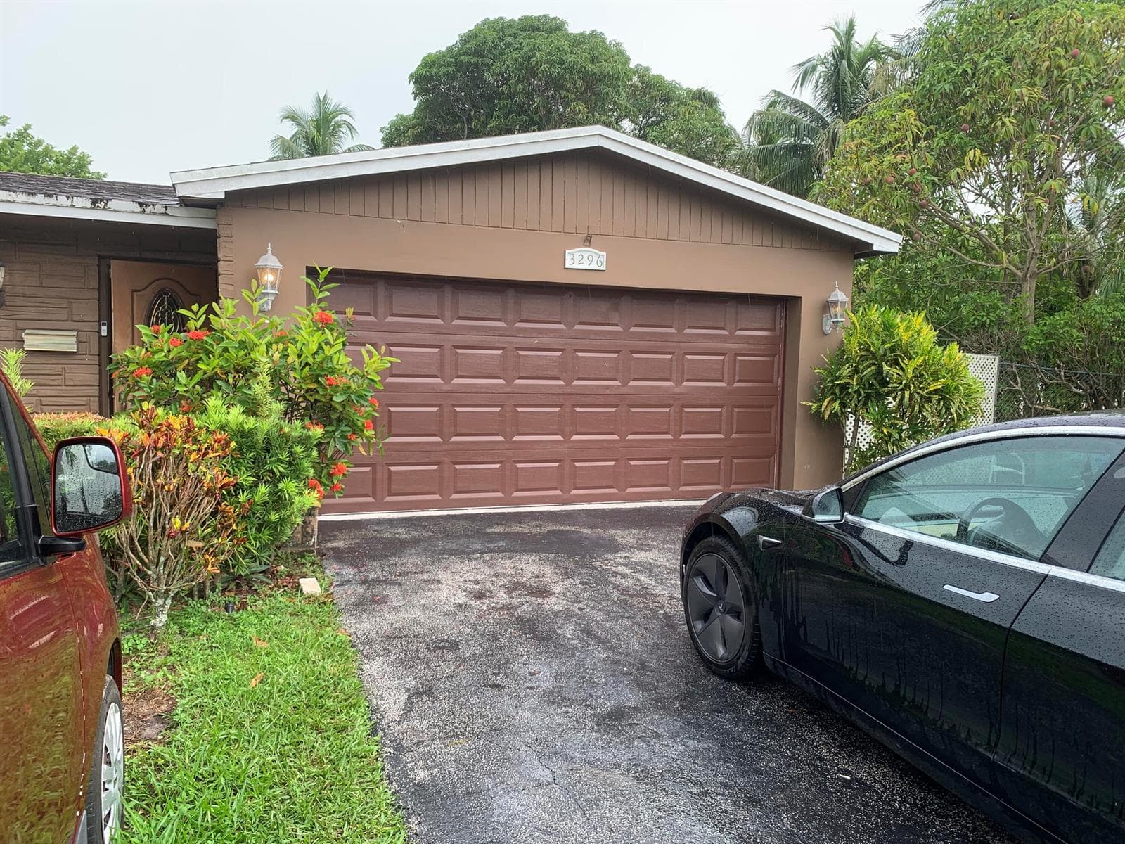 3296 NW 41ST Street, Lauderdale Lakes, FL 33309 — zdjęcie 2