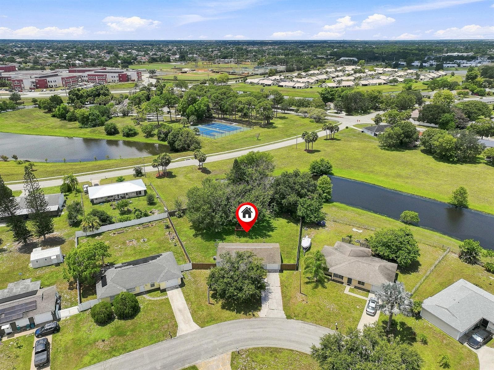484 SW EASTPORT Circle, Port St. Lucie, FL 34953