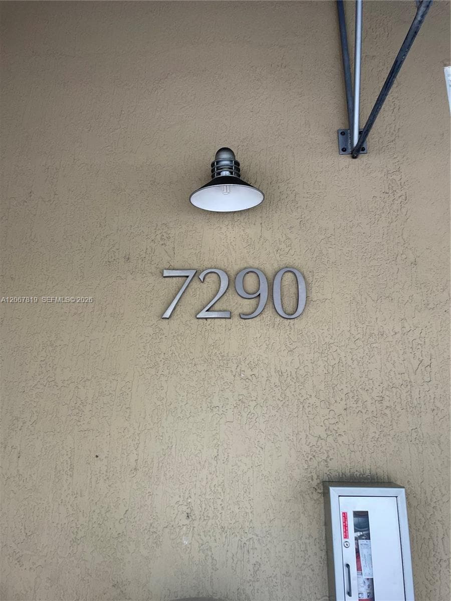 7290 SW 90th St # 207, Miami, FL 33156