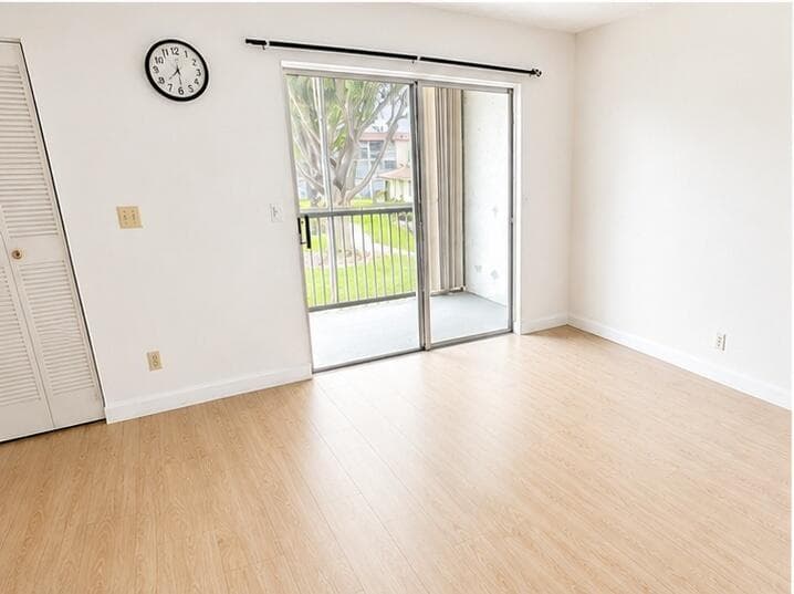 400 VILLAGE GREEN Circle W # 205, Palm Springs, FL 33461 — zdjęcie 5