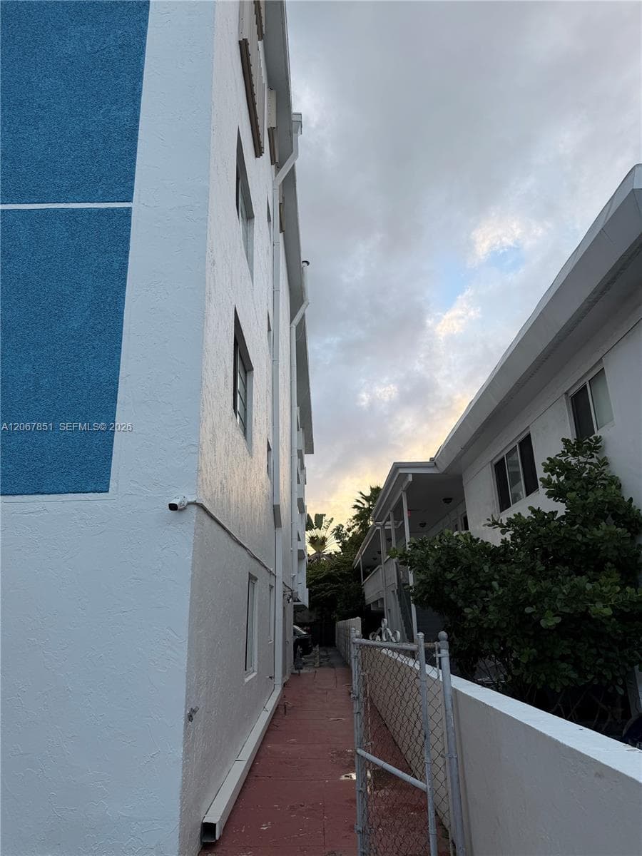910 Michigan Ave # 405, Miami Beach, FL 33139 — zdjęcie 3