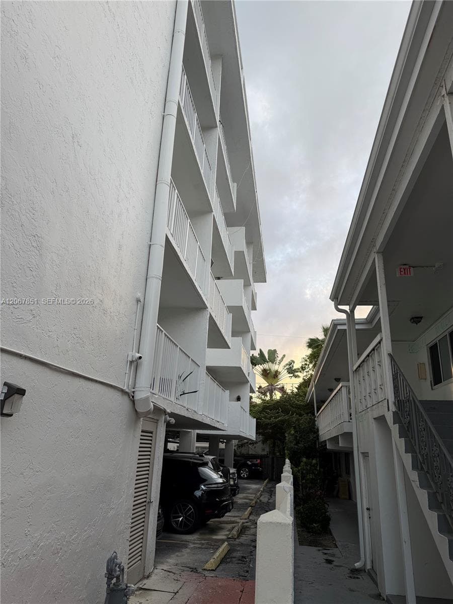 910 Michigan Ave # 405, Miami Beach, FL 33139 — zdjęcie 4