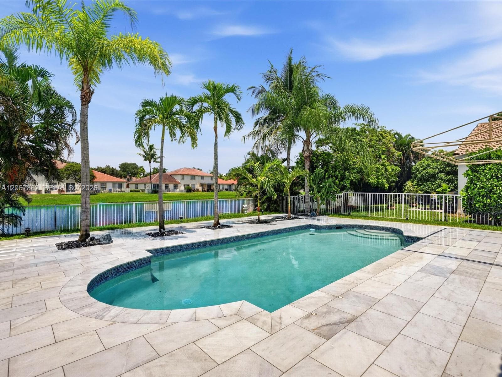 1800 NW 78th Ave, Pembroke Pines, FL 33024 — zdjęcie 3