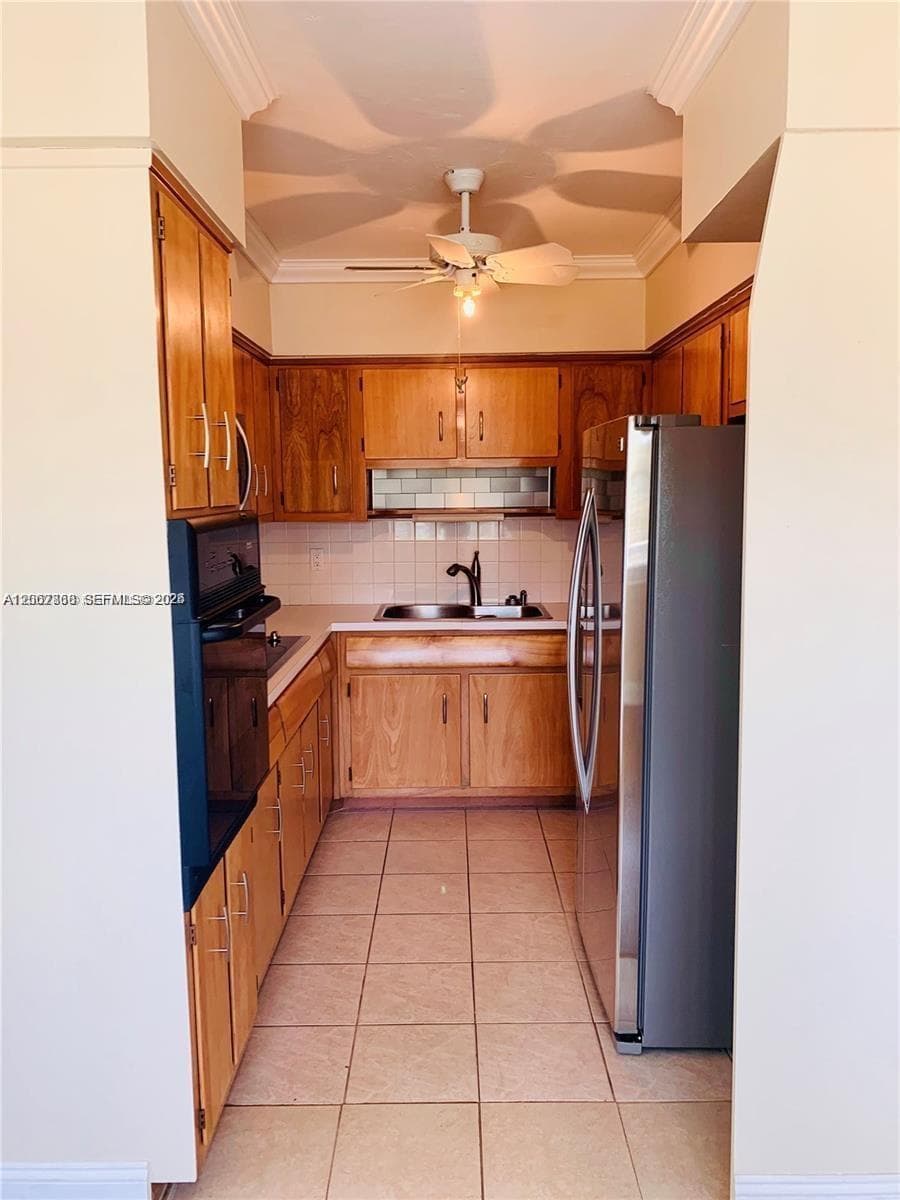 600 Layne Blvd # 233, Hallandale Beach, FL 33009 — zdjęcie 4