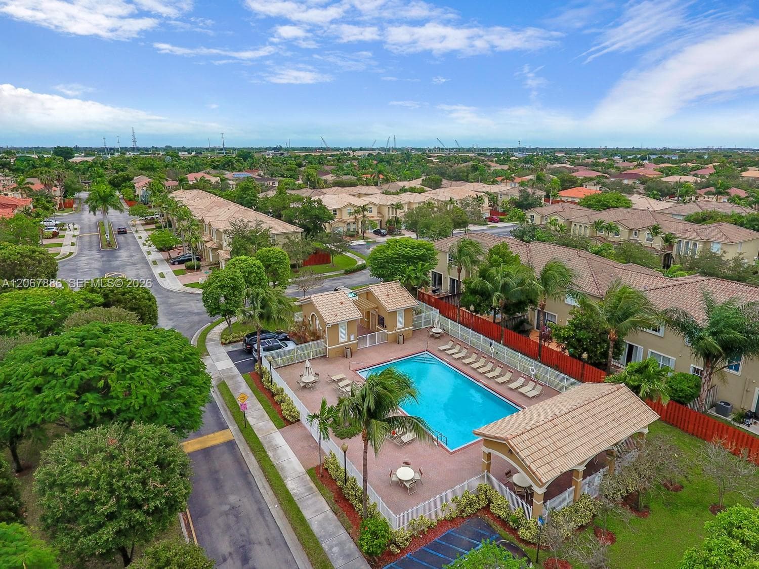 12472 SW 123rd St, Miami, FL 33186