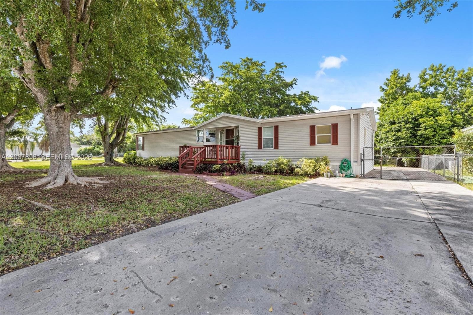 19800 SW 180 AVENUE #359/360, Miami, FL 33187 — zdjęcie 5
