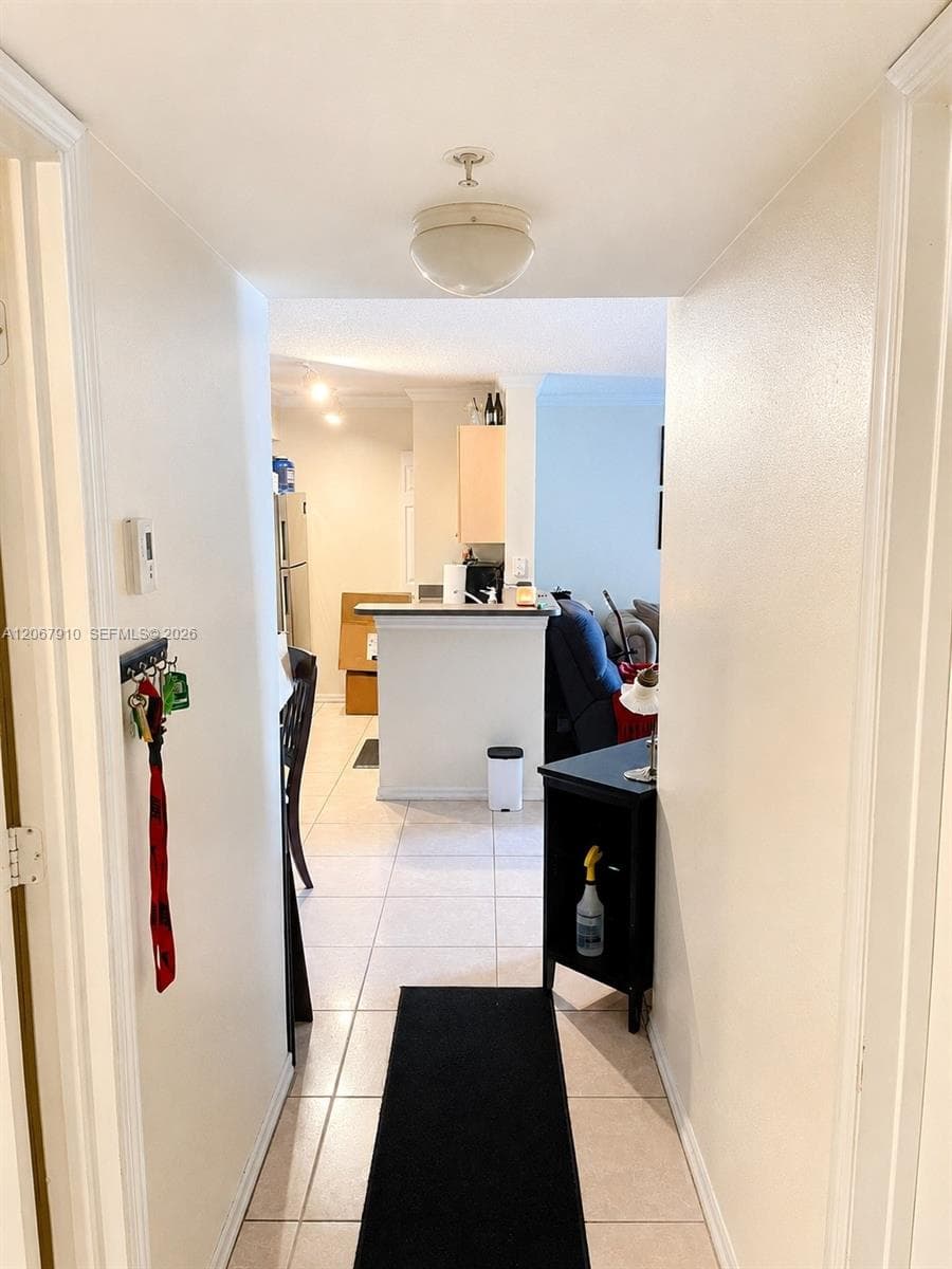 2457 Centergate Dr # 203, Miramar, FL 33025 — zdjęcie 2