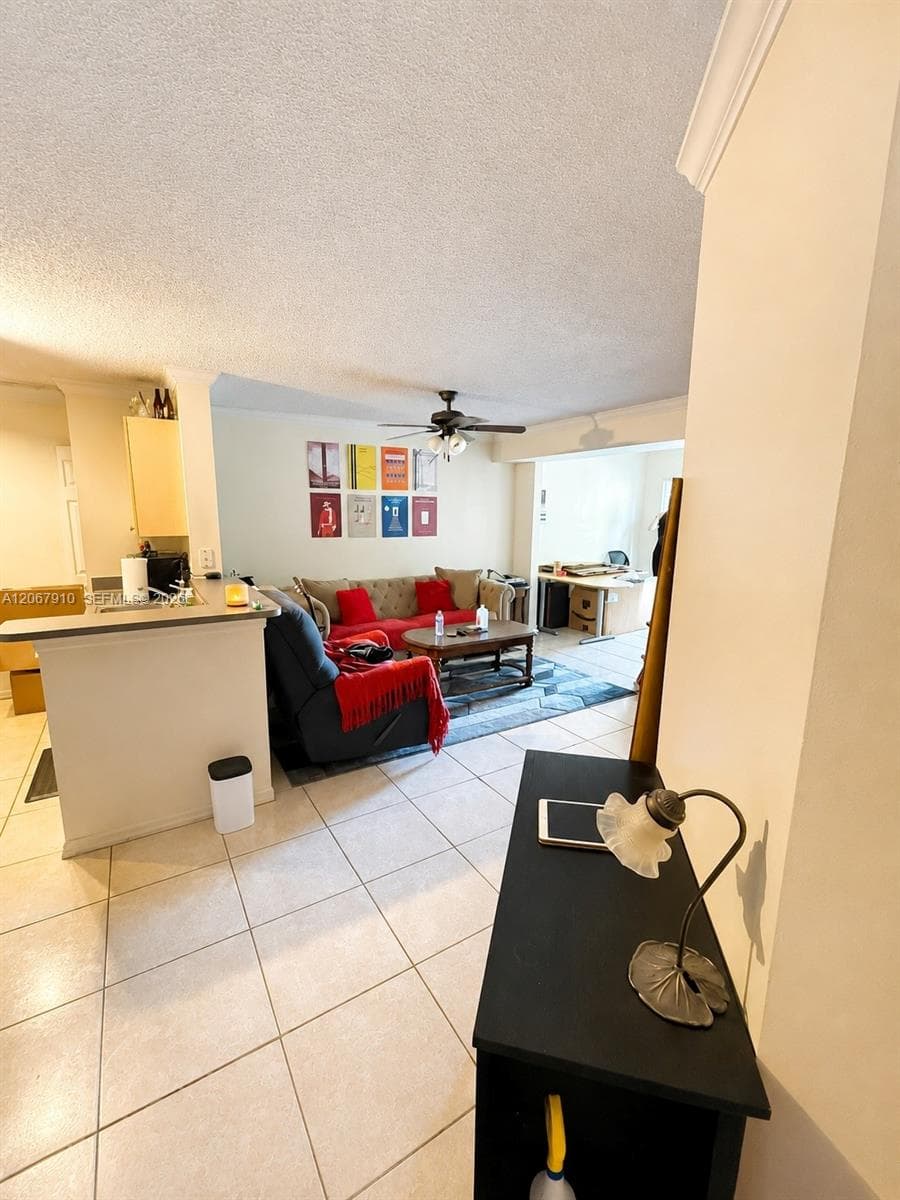 2457 Centergate Dr # 203, Miramar, FL 33025 — zdjęcie 5