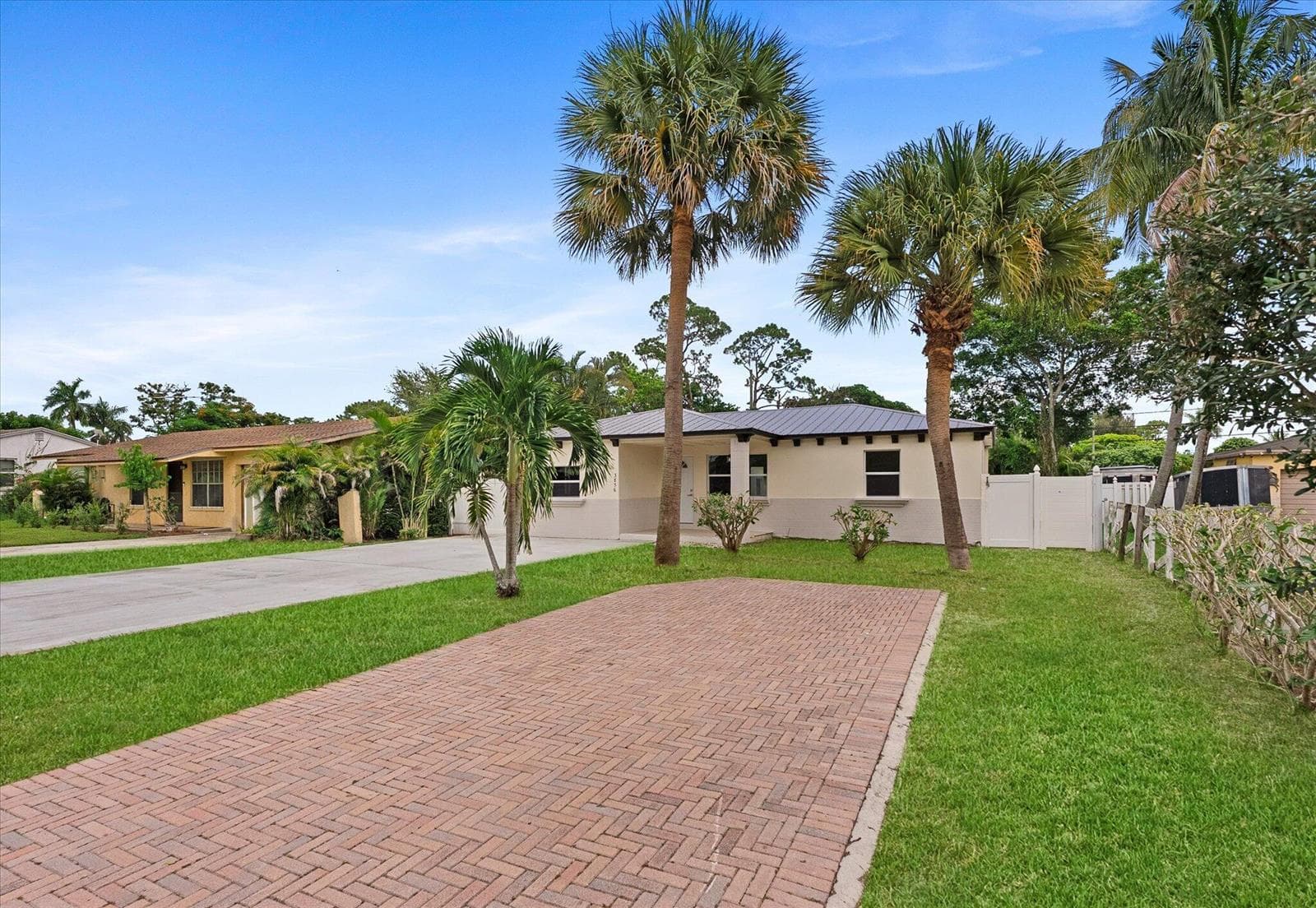 3856 Corrigan Court, FL 33461 — zdjęcie 2