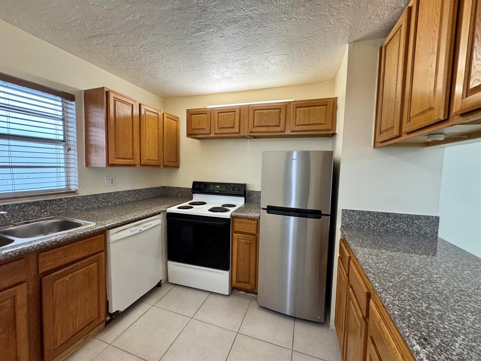 6507 WINFIELD Boulevard # 130-C, Margate, FL 33063 — zdjęcie 2
