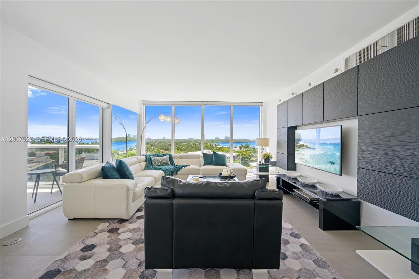 10275 Collins Ave # 722, Bal Harbour, FL 33154 — zdjęcie 2