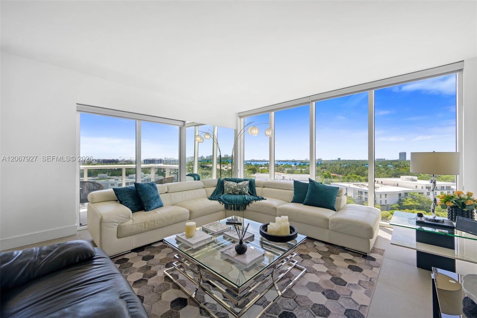 10275 Collins Ave # 722, Bal Harbour, FL 33154 — zdjęcie 4