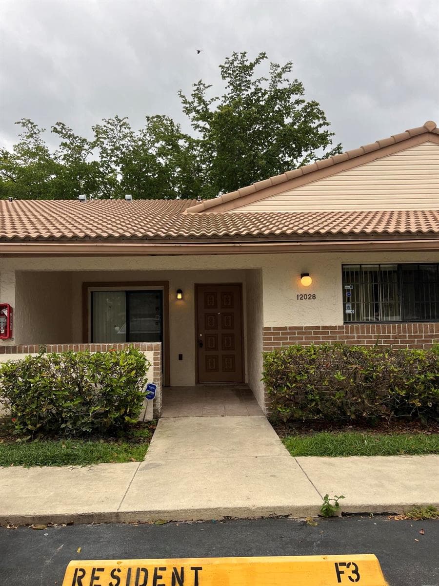 12028 ROYAL PALM Boulevard # 3-F, Coral Springs, FL 33065