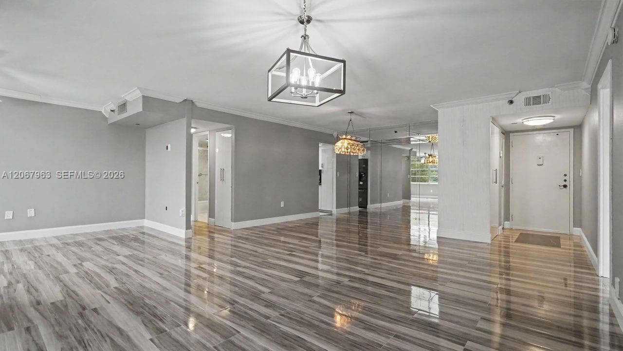 1300 Saint Charles Pl # 417, Pembroke Pines, FL 33026 — zdjęcie 2