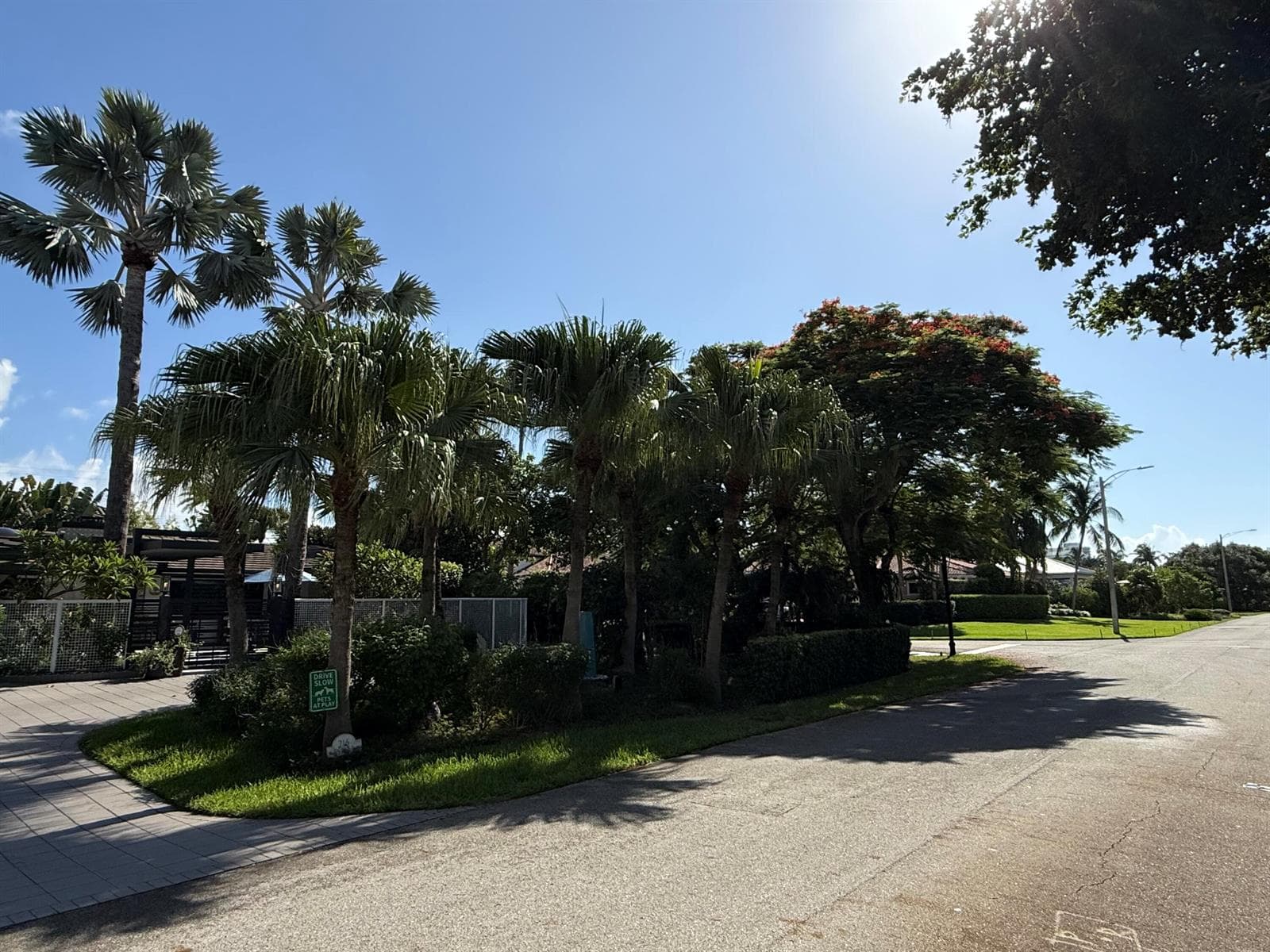 716 Middle River Drive, Fort Lauderdale, FL 33304 — zdjęcie 2