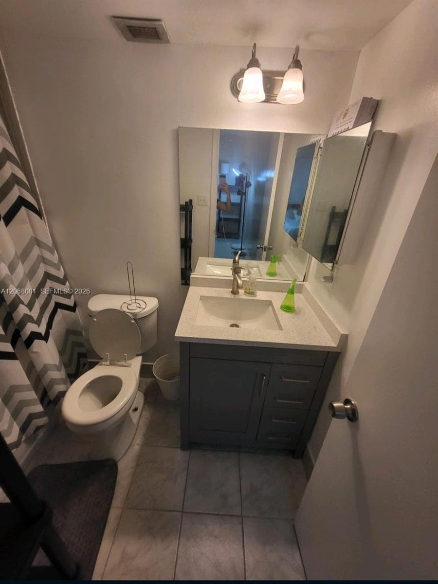 3360 Spanish Moss Ter # 412, Lauderhill, FL 33319 — zdjęcie 3