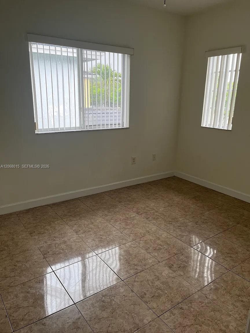 350 NE 31st Ter, Homestead, FL 33033 — zdjęcie 5