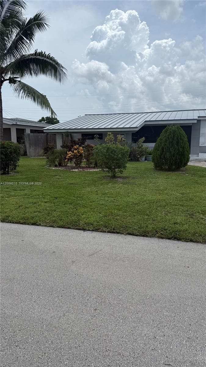 7672 Kismet St, Miramar, FL 33023 — zdjęcie 2