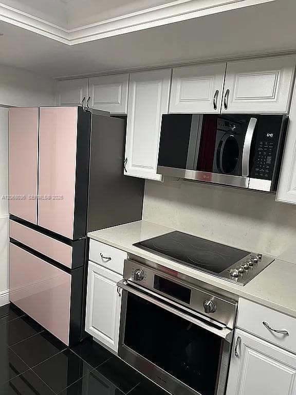 11183 NW 7th St # 204-20, Miami, FL 33172