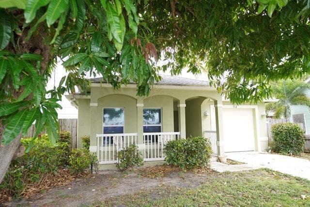 112 SE 2nd Avenue, Boynton Beach, FL 33435