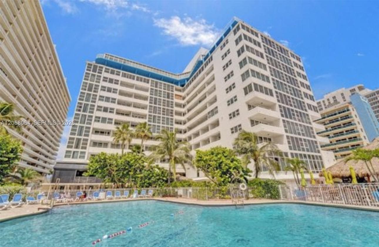 4040 Galt Ocean Dr # 221, Fort Lauderdale, FL 33308