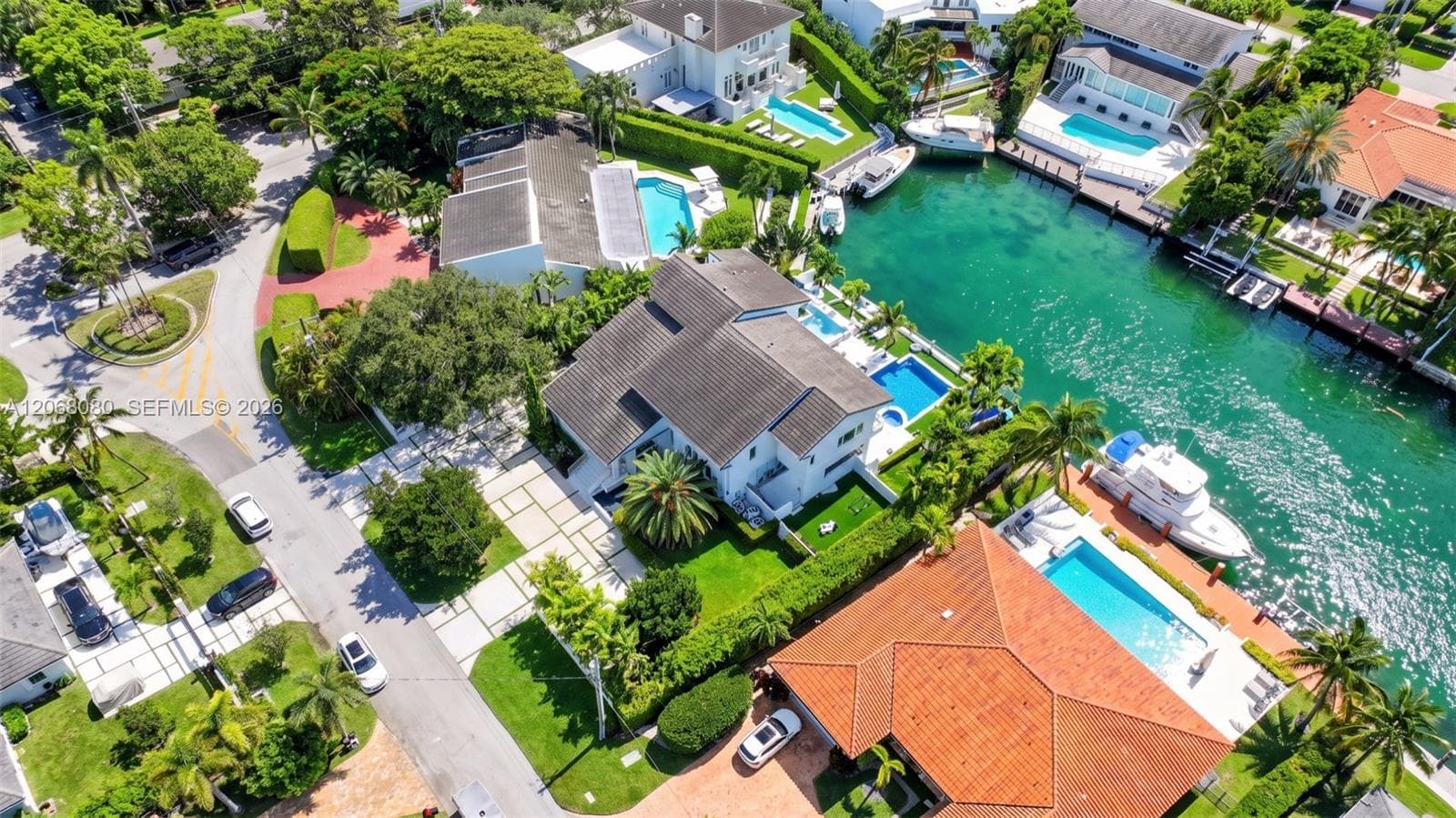 6819 Sunrise Pl, Coral Gables, FL 33133 — zdjęcie 3