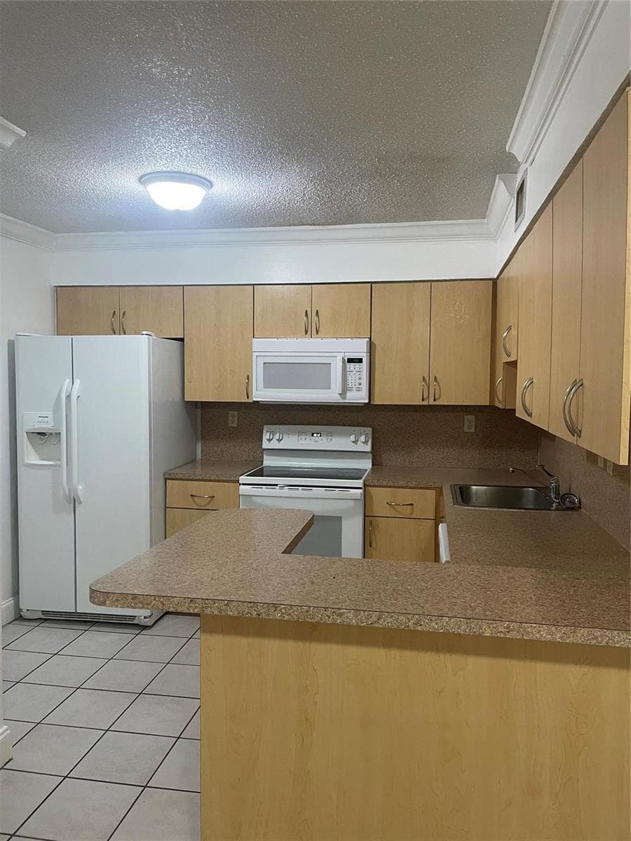 7510 SW 153RD Place # 104-8, Miami, FL 33193 — zdjęcie 2